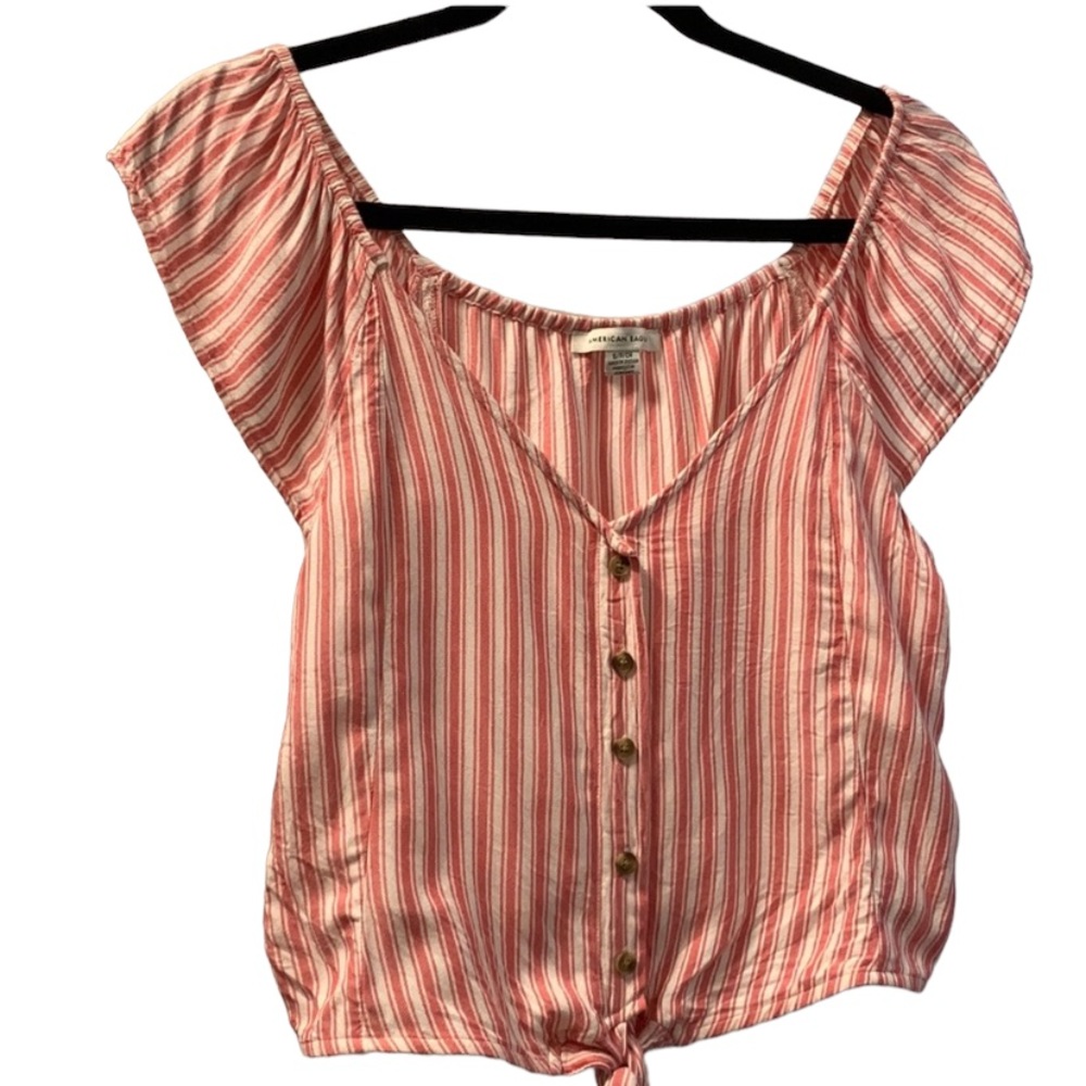 American Eagle size small crop top